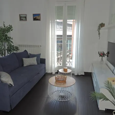 Mercado 93 アパート